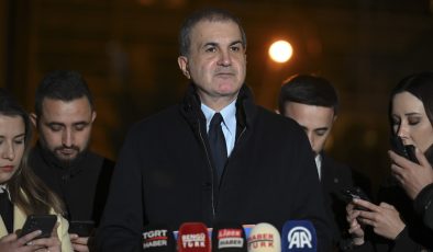 AKP’li Çelik: Bu bildiriye imza atmak için şart öne sürülmez