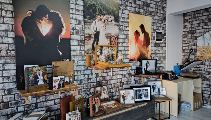 Fotoğrafçının hard diski bozuldu, 12 çiftin düğün videoları yok oldu