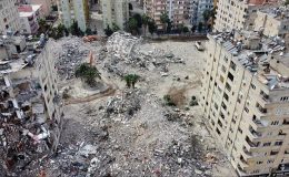 42 kişiye mezar olan apartman nehir kumundan