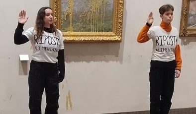 İklim aktivistleri yine eylemde… Monet’nin tablosuna çorba attılar
