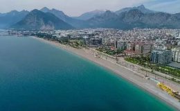 Balık popülasyonunun düştüğü Konyaaltı sahiline resif önerisi