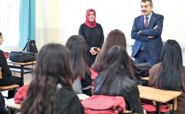 Maarif müfredatı bahane AKP propagandası şahane