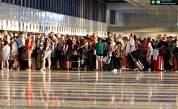 Rus göçü: Türkiye’ye kaçanlar yeniden yola koyuldu