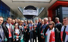 TBB, İsrail Büyükelçiliği’nin önüne siyah çelenk bıraktı