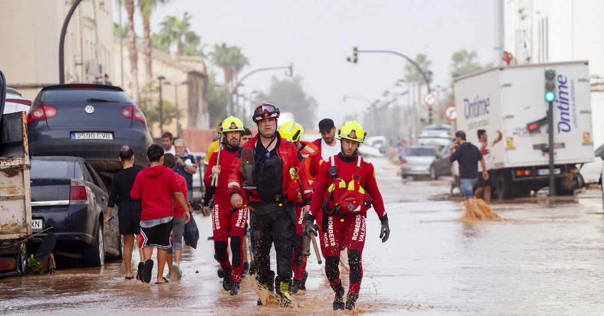 İspanya’da son 30 yılın en ölümcül sel felaketi!