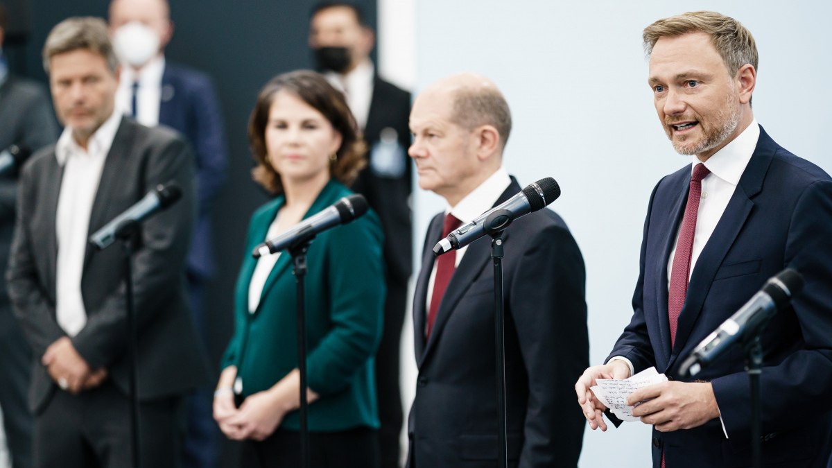 Almanya’dan erken seçim kararı