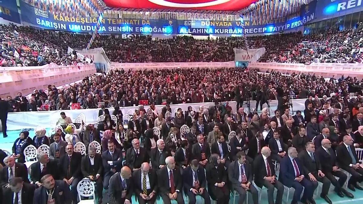 AK Parti’de kongre maratonu