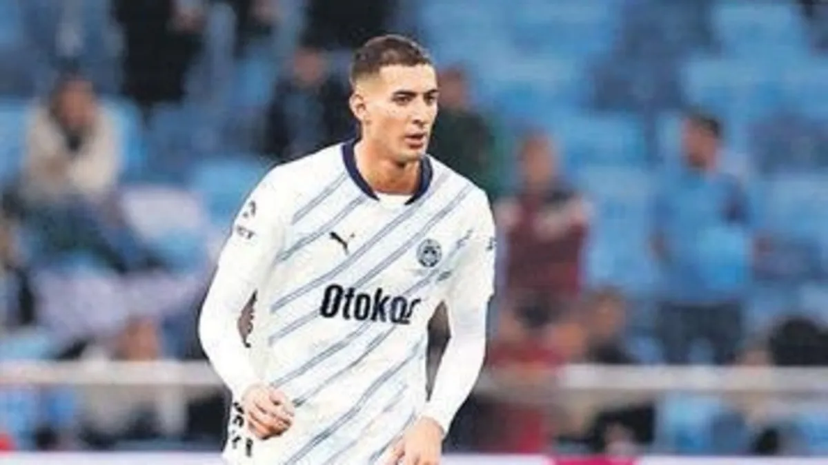 Evde düşen Mert’in omzu çıktı: 3 hafta yok