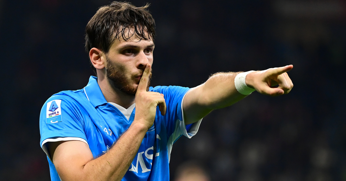 Kvaratskhelia’dan Napoli ve ayrılık kararı!