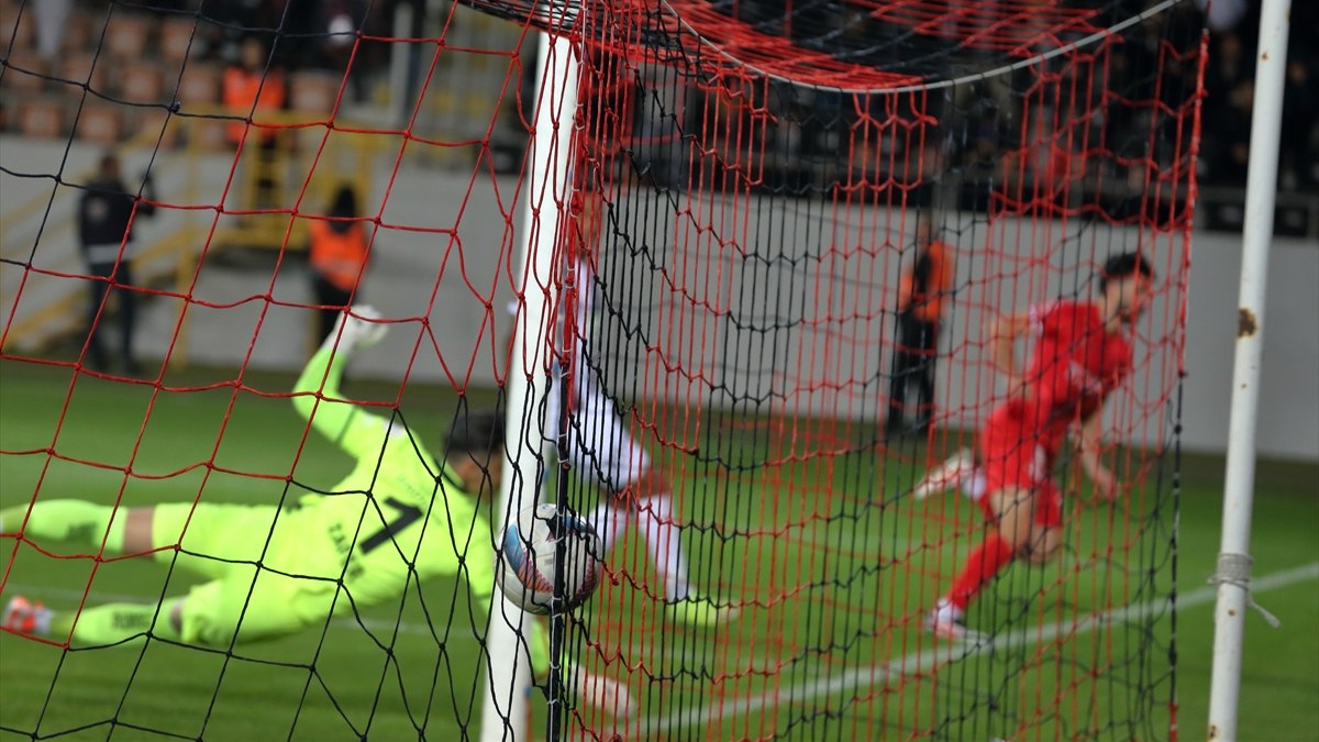 Çorum FK konuk ettiği Bandırmaspor’a fark attı